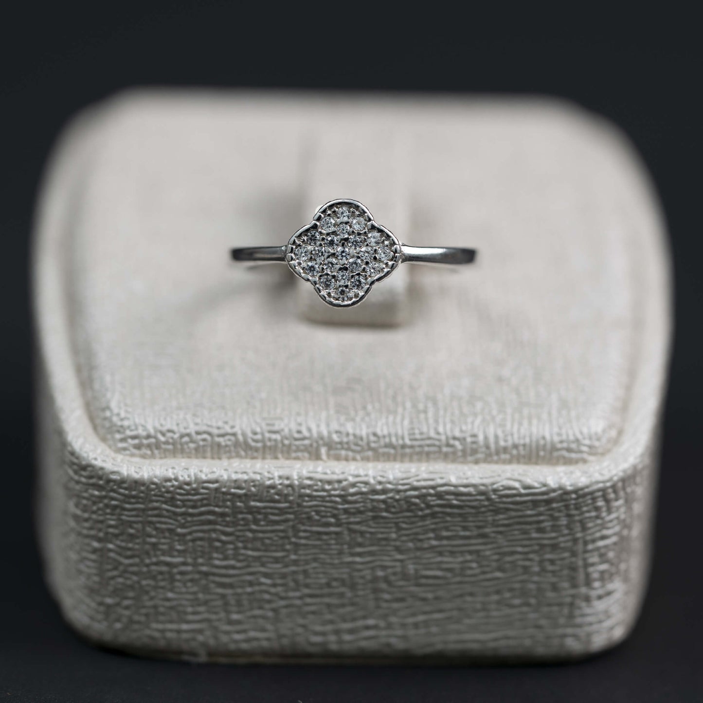 Bague 054