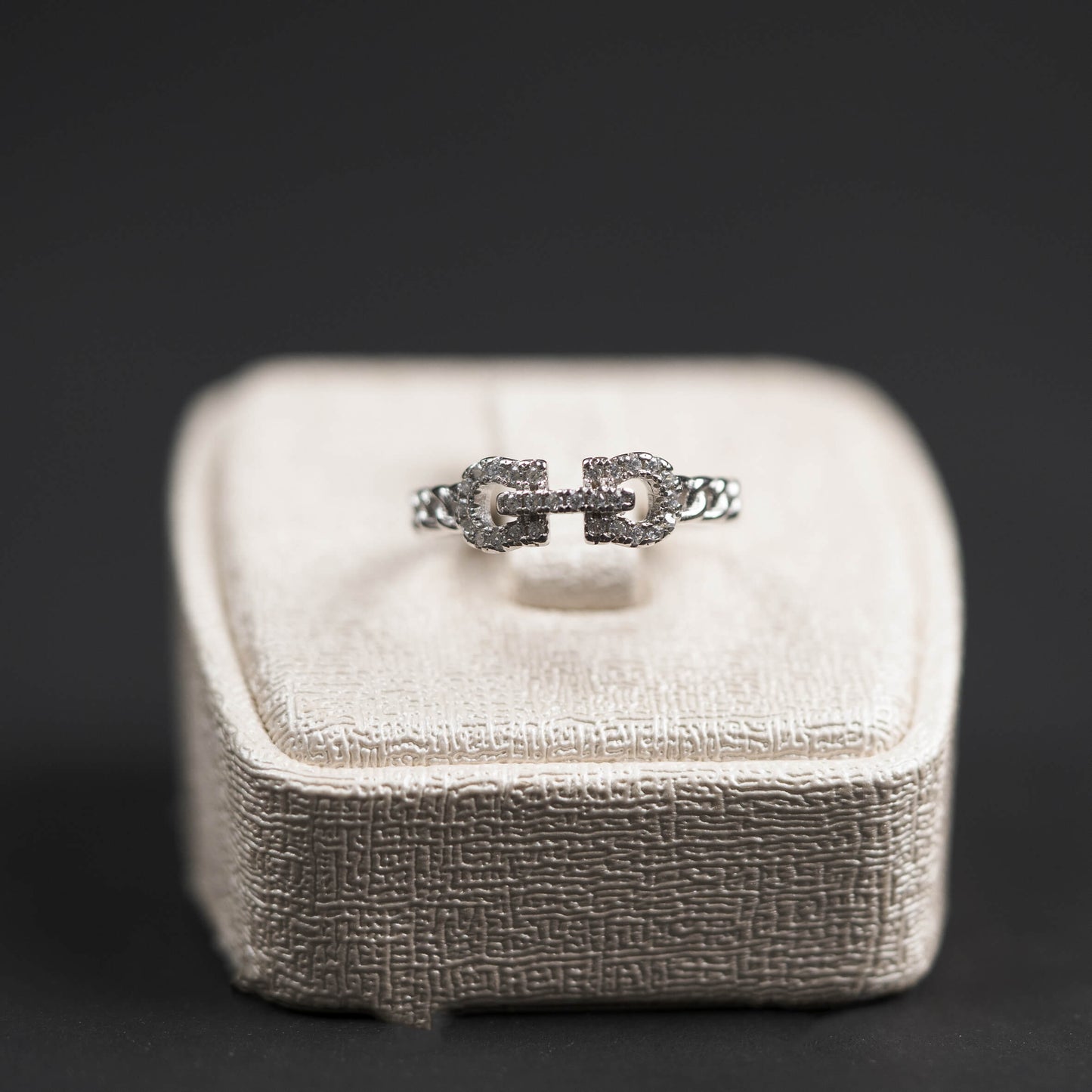 Bague 075