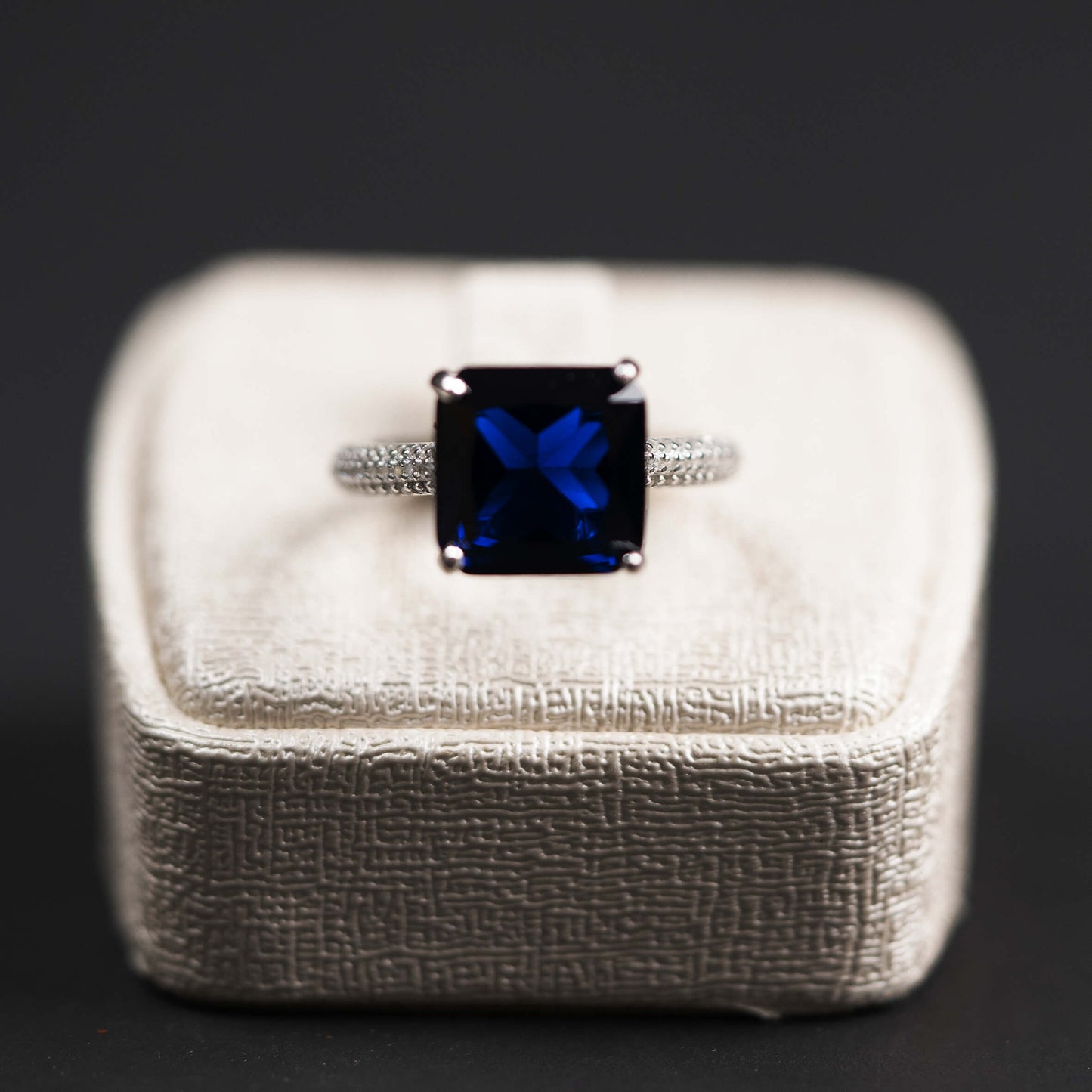 Bague 105