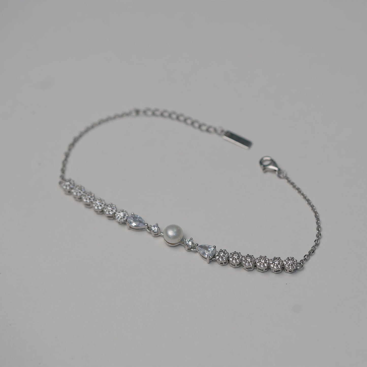 Parure en argent 925 rhodié avec pierres de cultures