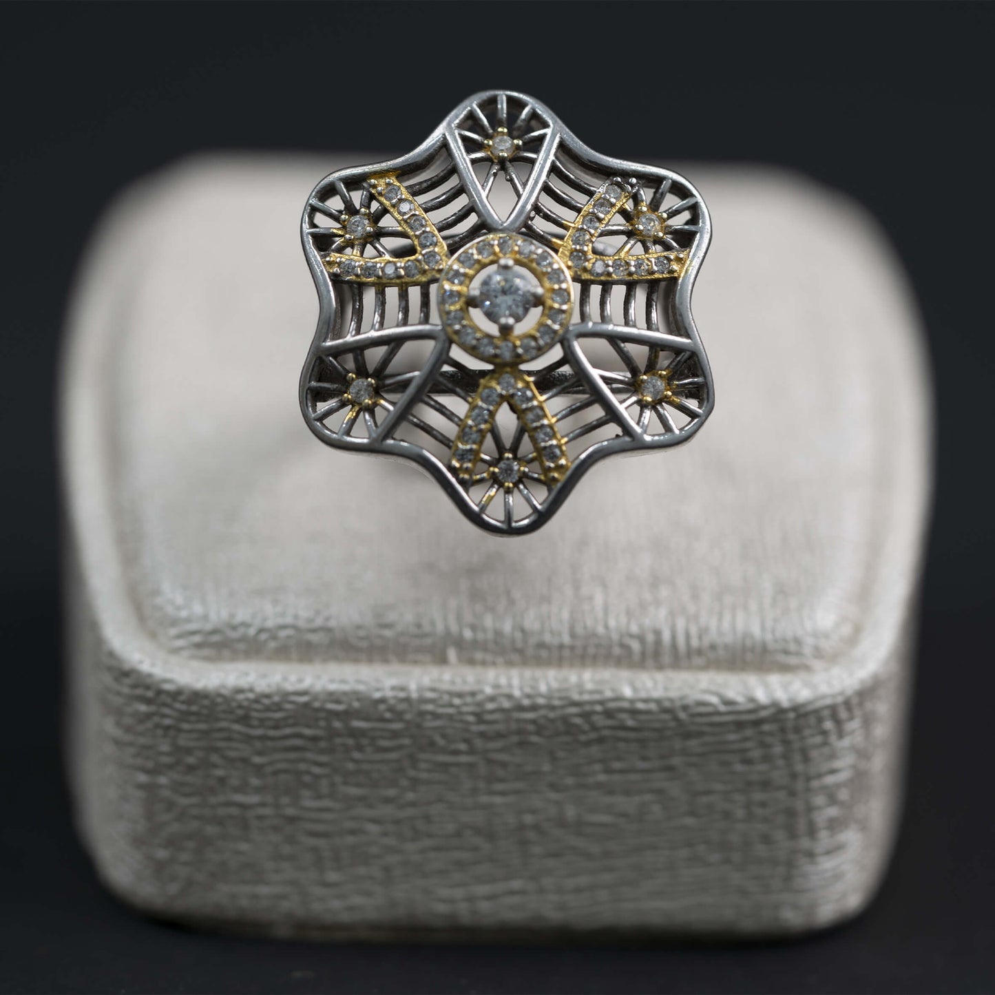 Bague 047