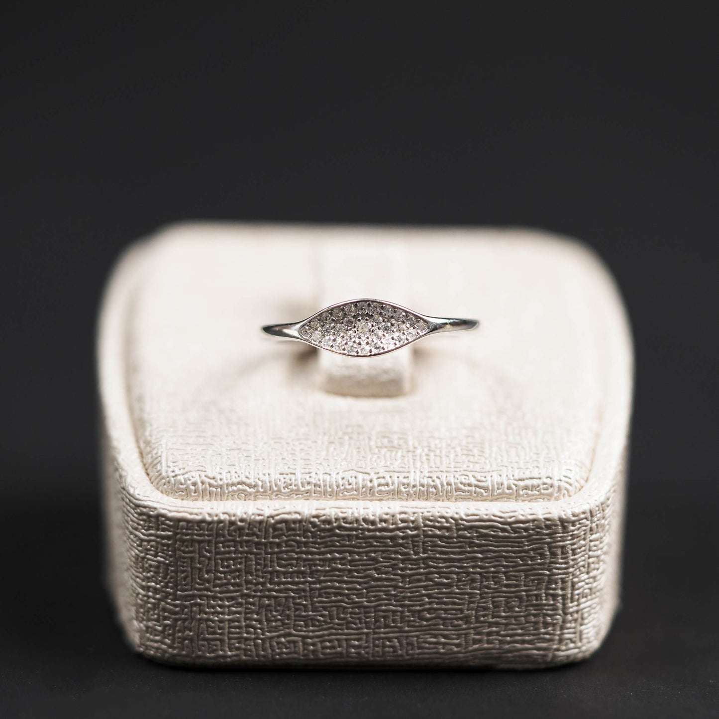 Bague 076