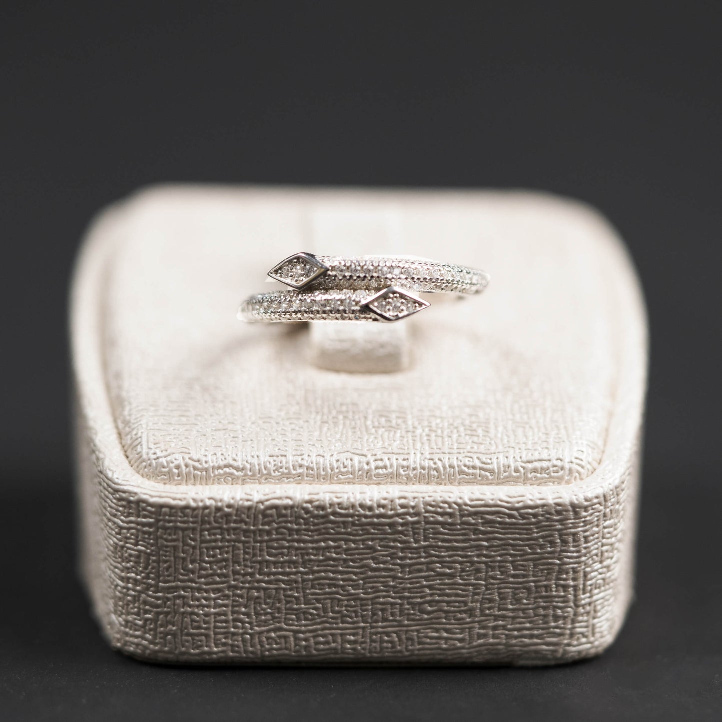 Bague 077