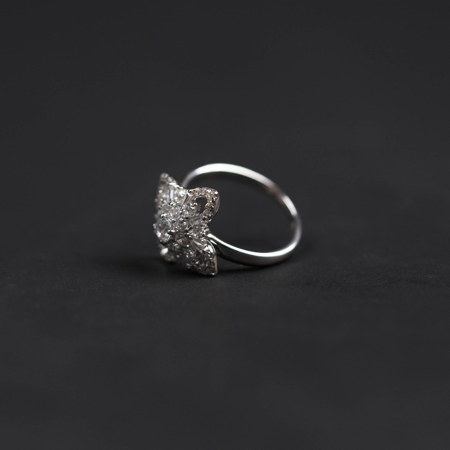 Bague 095