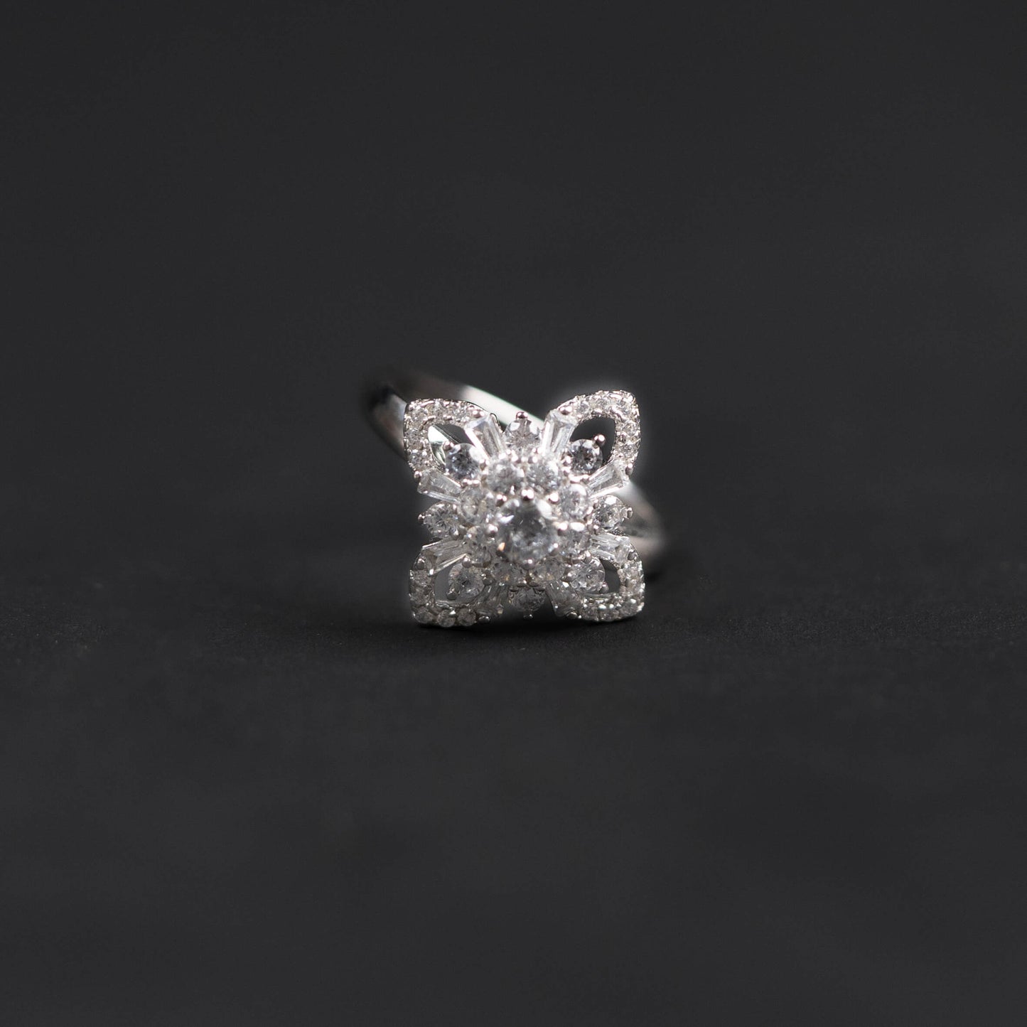 Bague 095