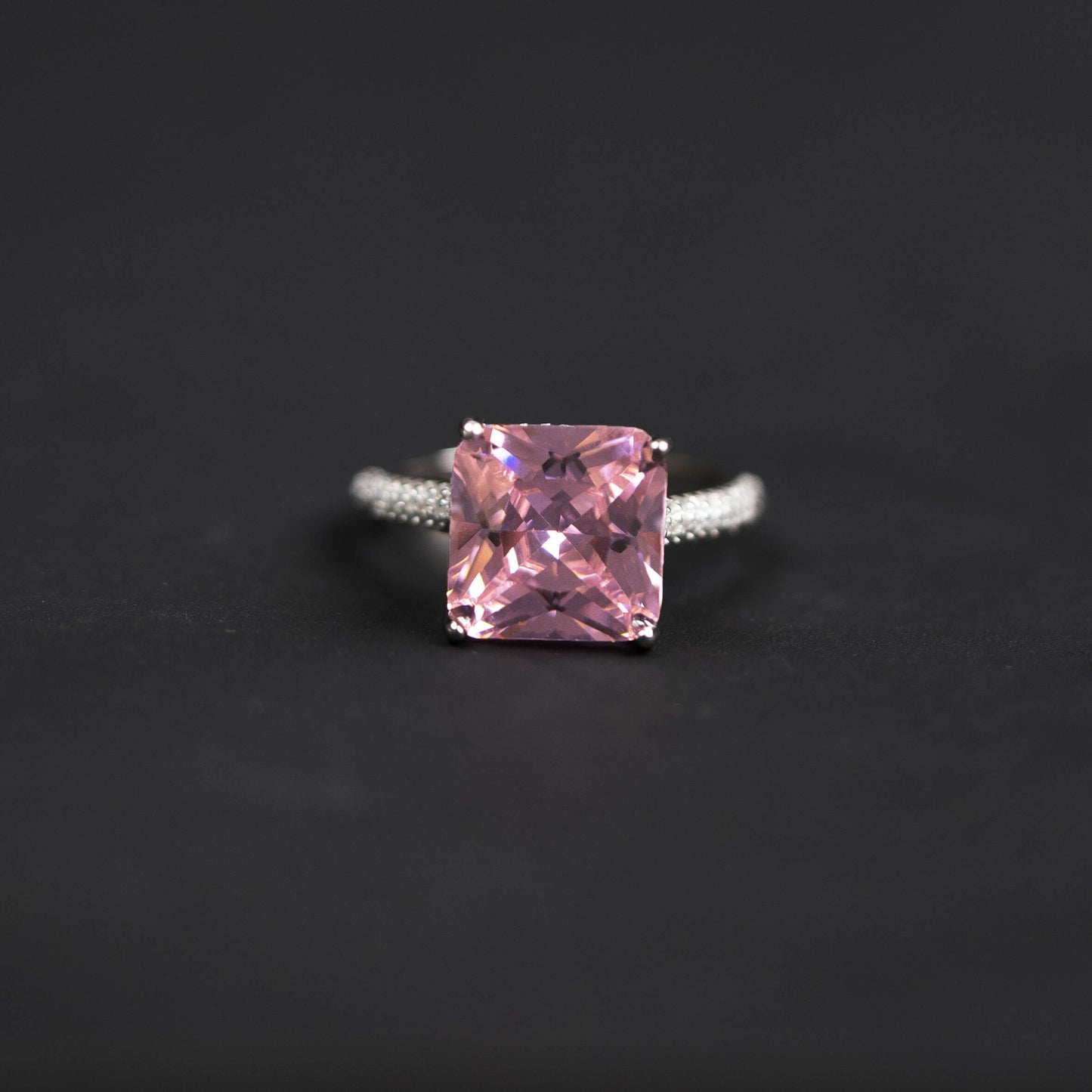 Bague 104