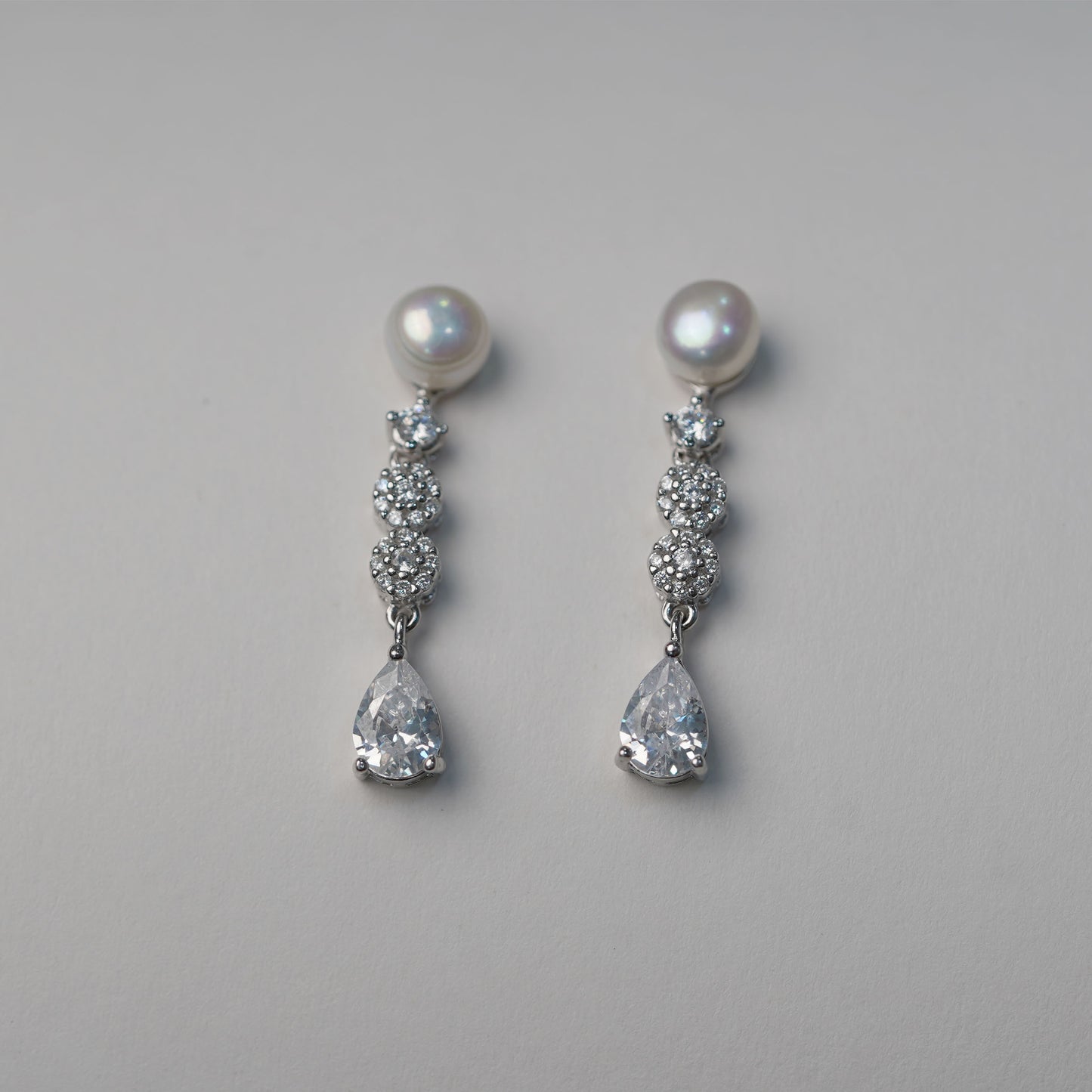 Parure en argent 925 rhodié avec pierres de cultures