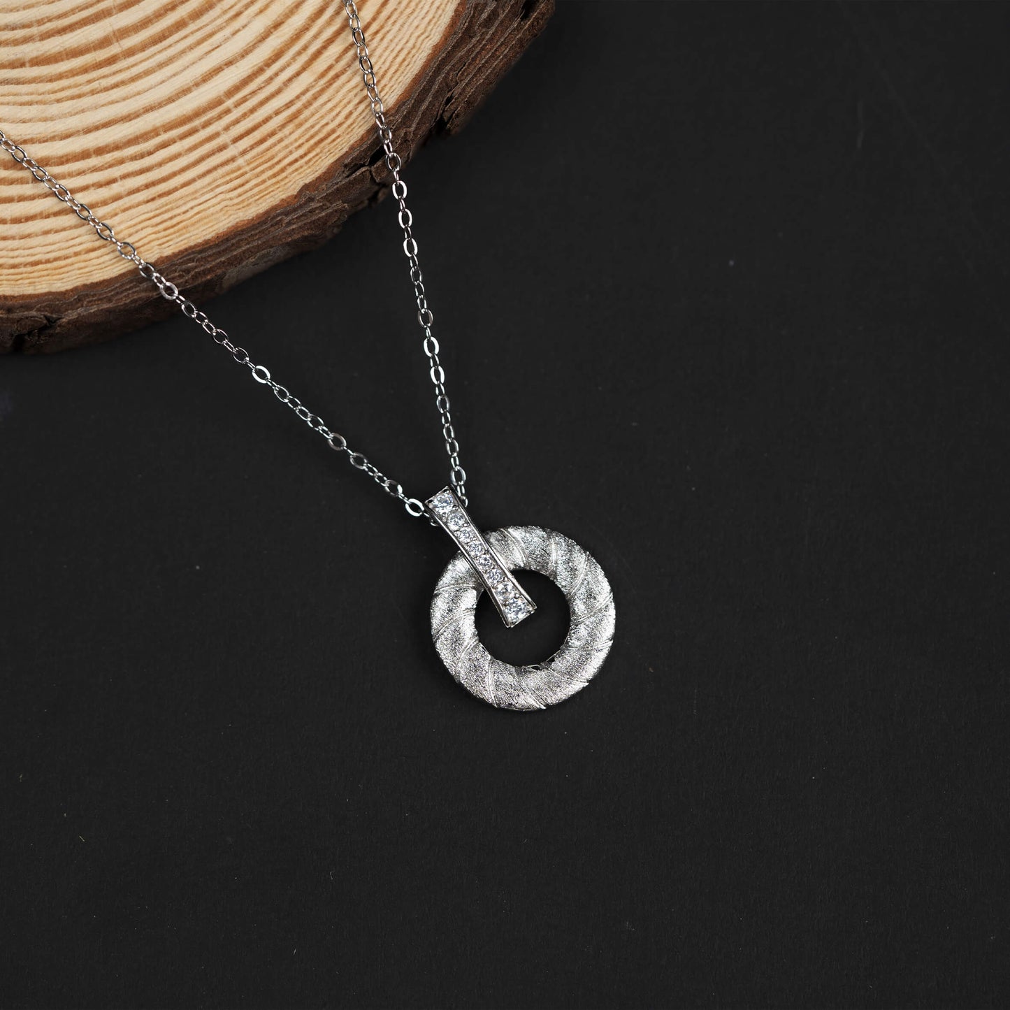 Chaine 083