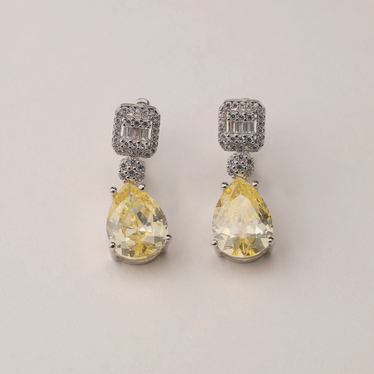 Parure en argent 925 rhodié avec pierres jaunes – Modèle Luxe Babylon